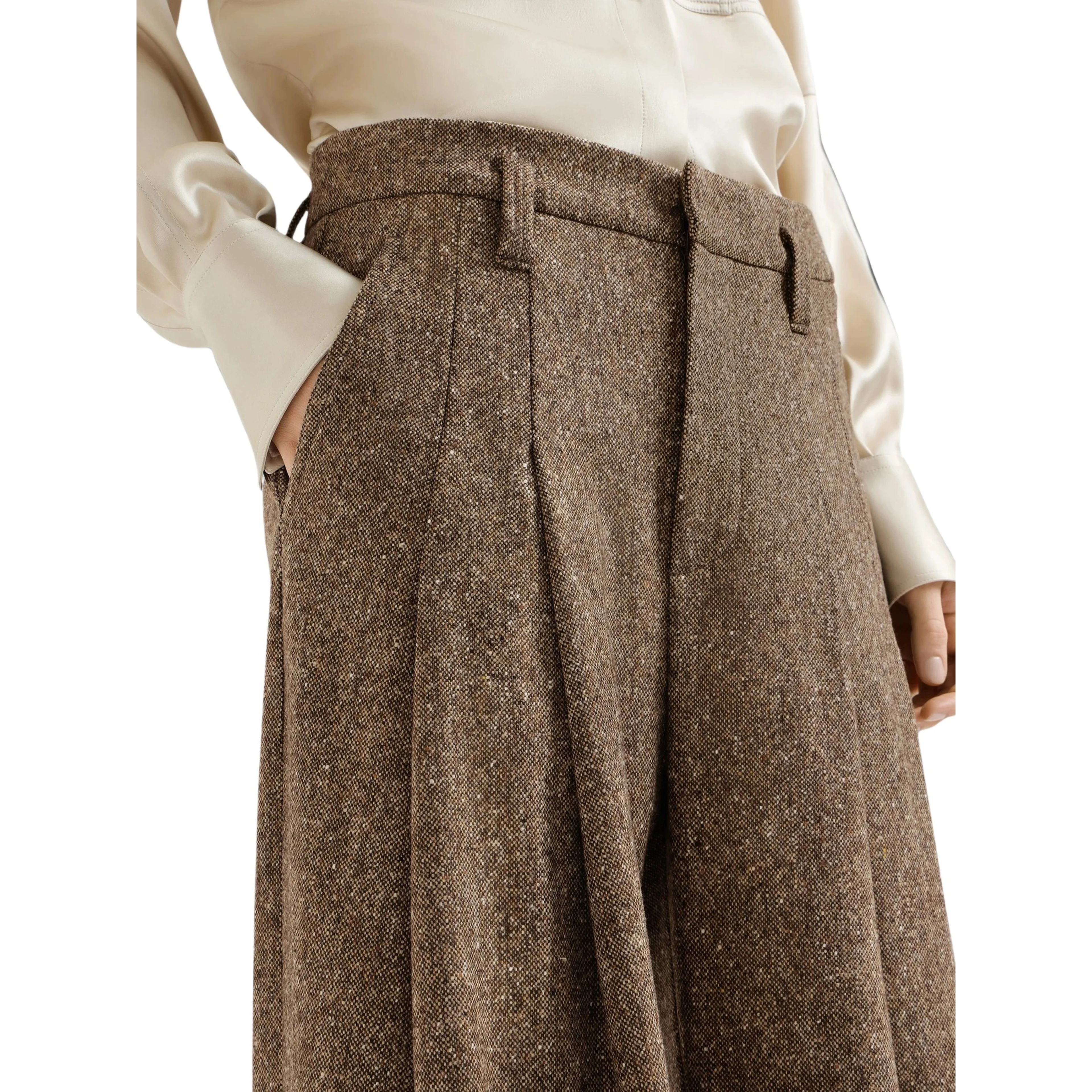 BRUNELLO CUCINELLI Trousers