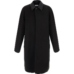 Coat with Notched Revers and Front Closure in Brown