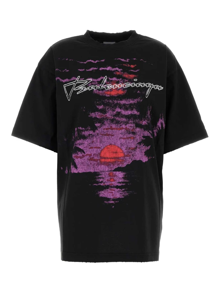 Medium Fit T-Shirt