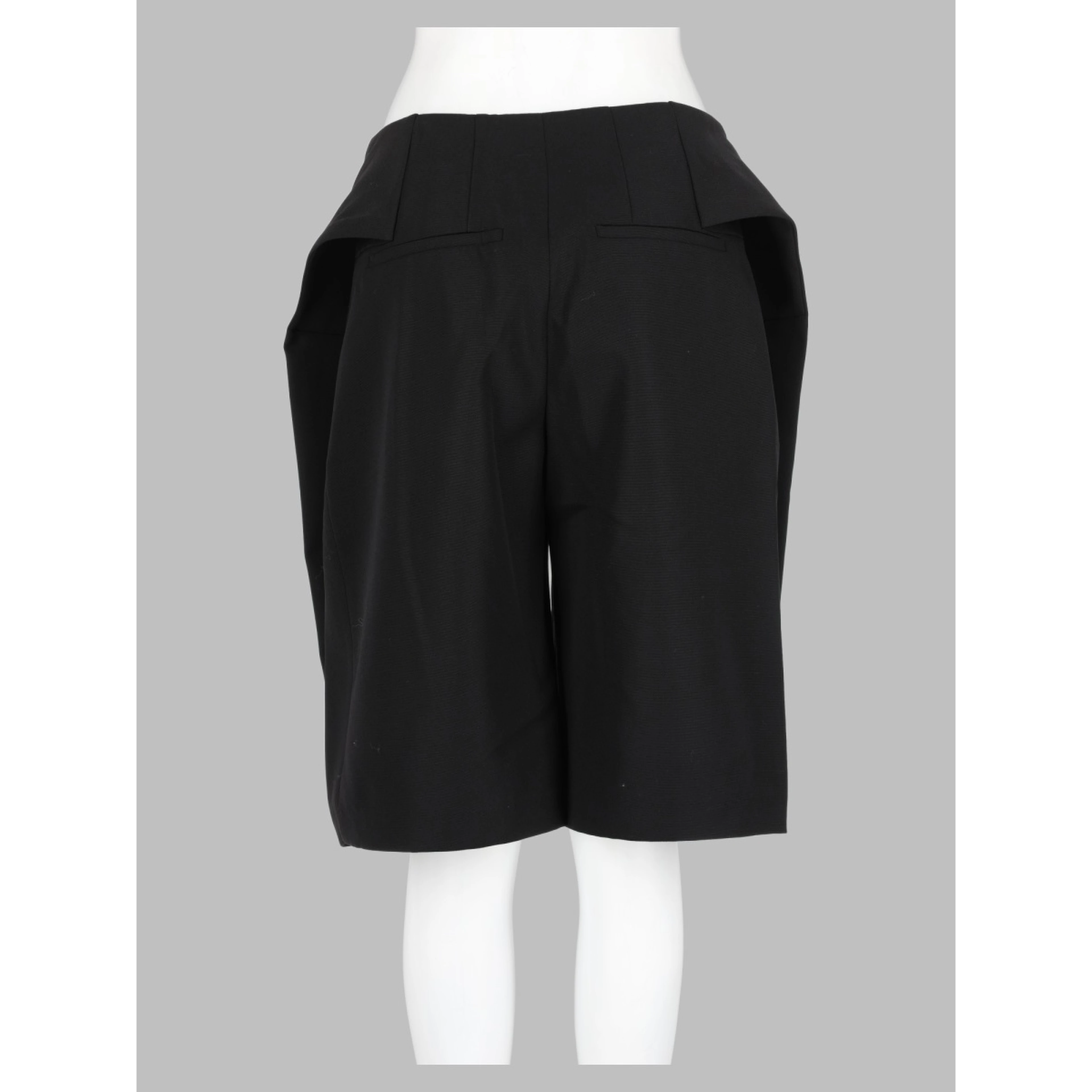 Shorts "Cubisto"