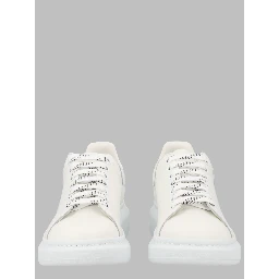 "OVERSIZE" SNEAKERS