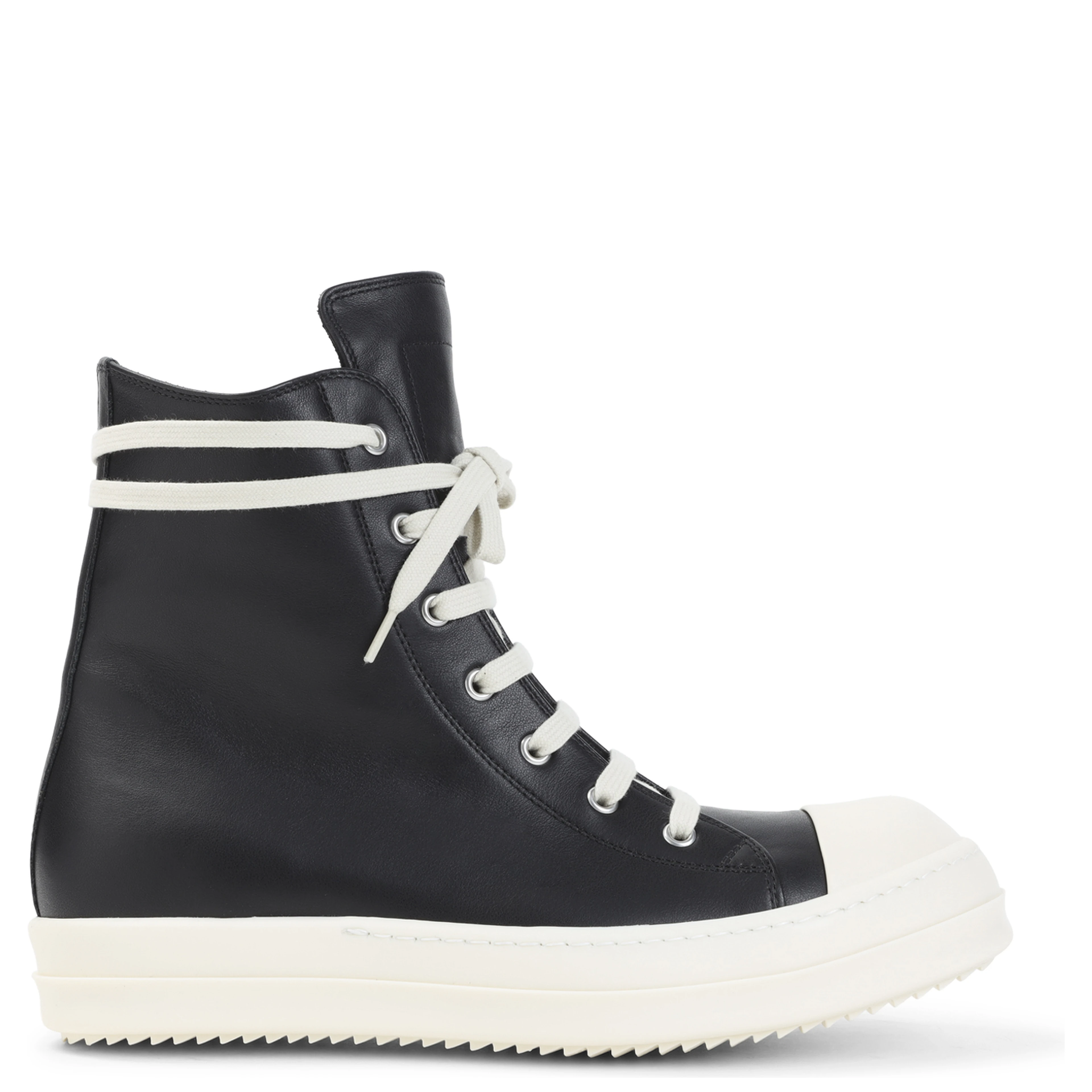SNEAKS