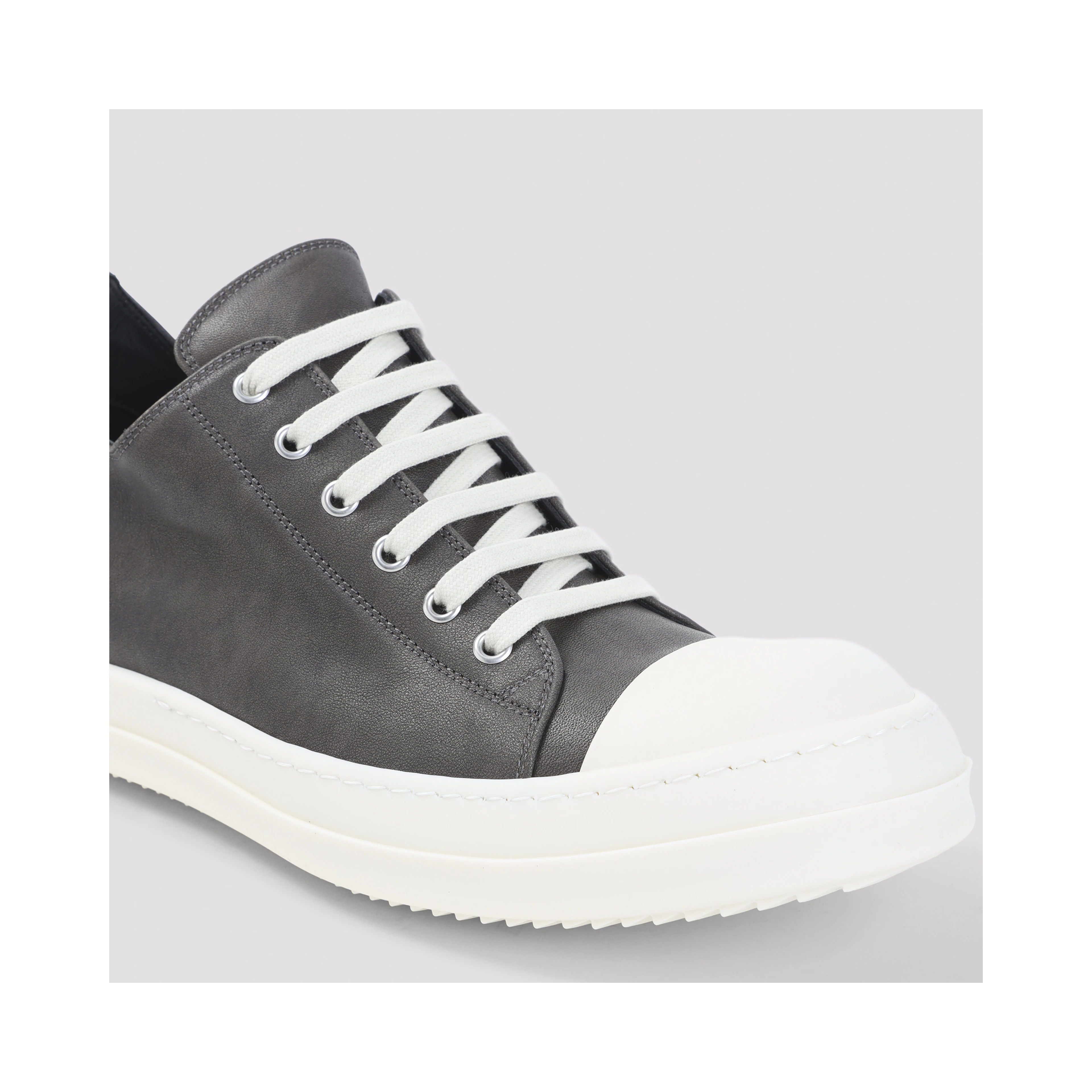 LOW SNEAKERS