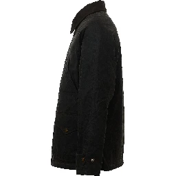 كابينة مبطنة