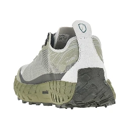 001A sneakers