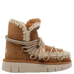 MOU Boots