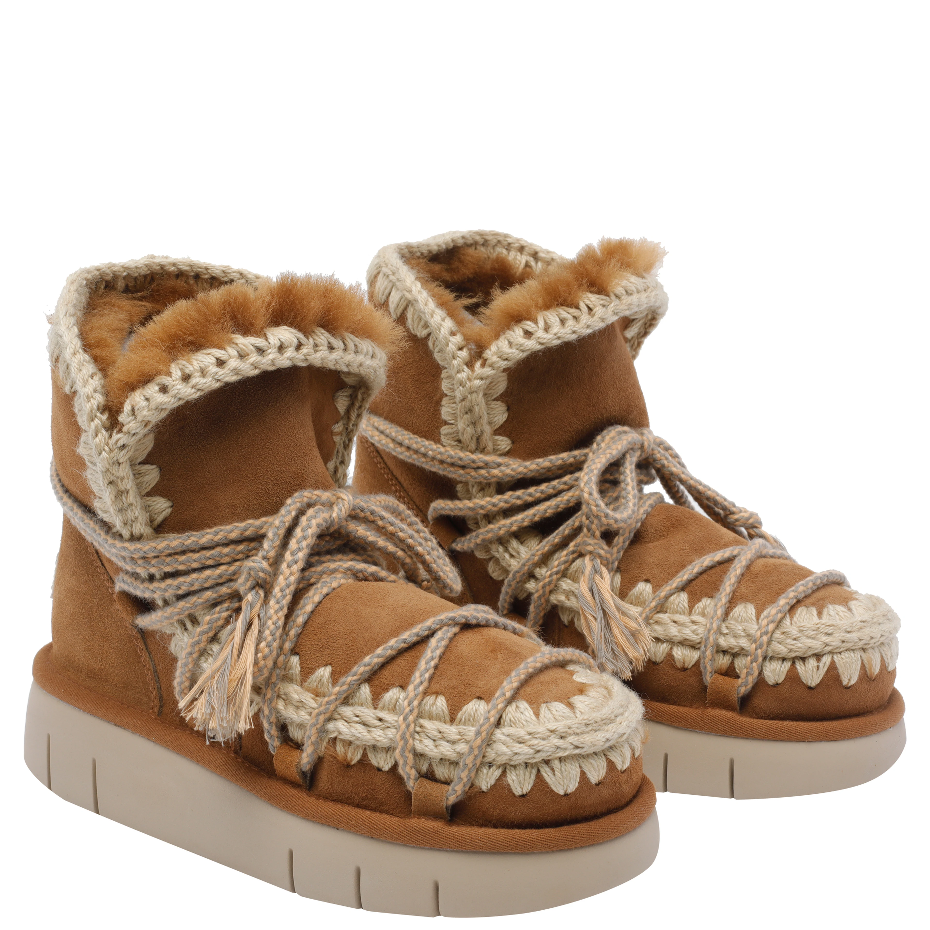 MOU Boots