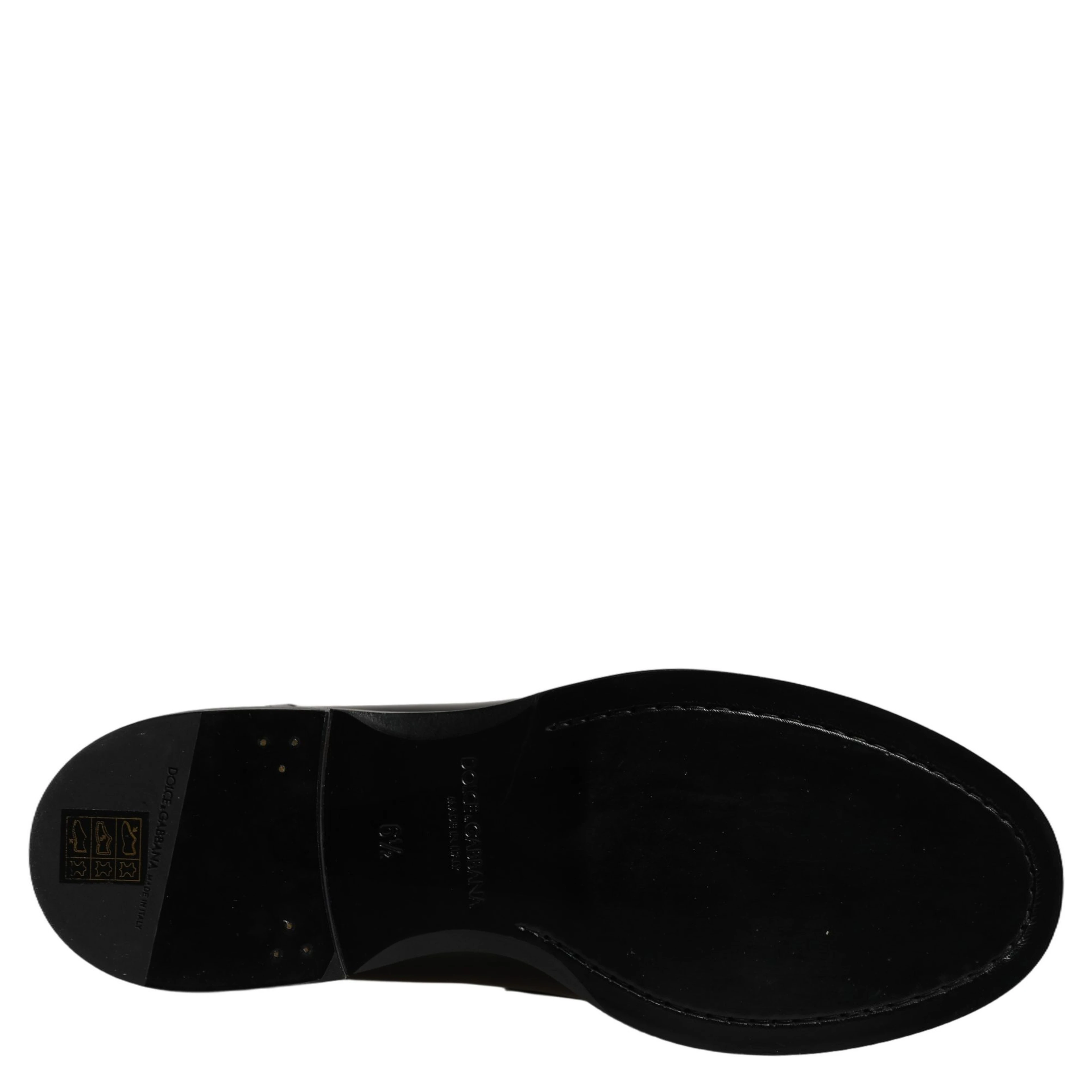 Black Leather Logo Plaque Loafers Shoes