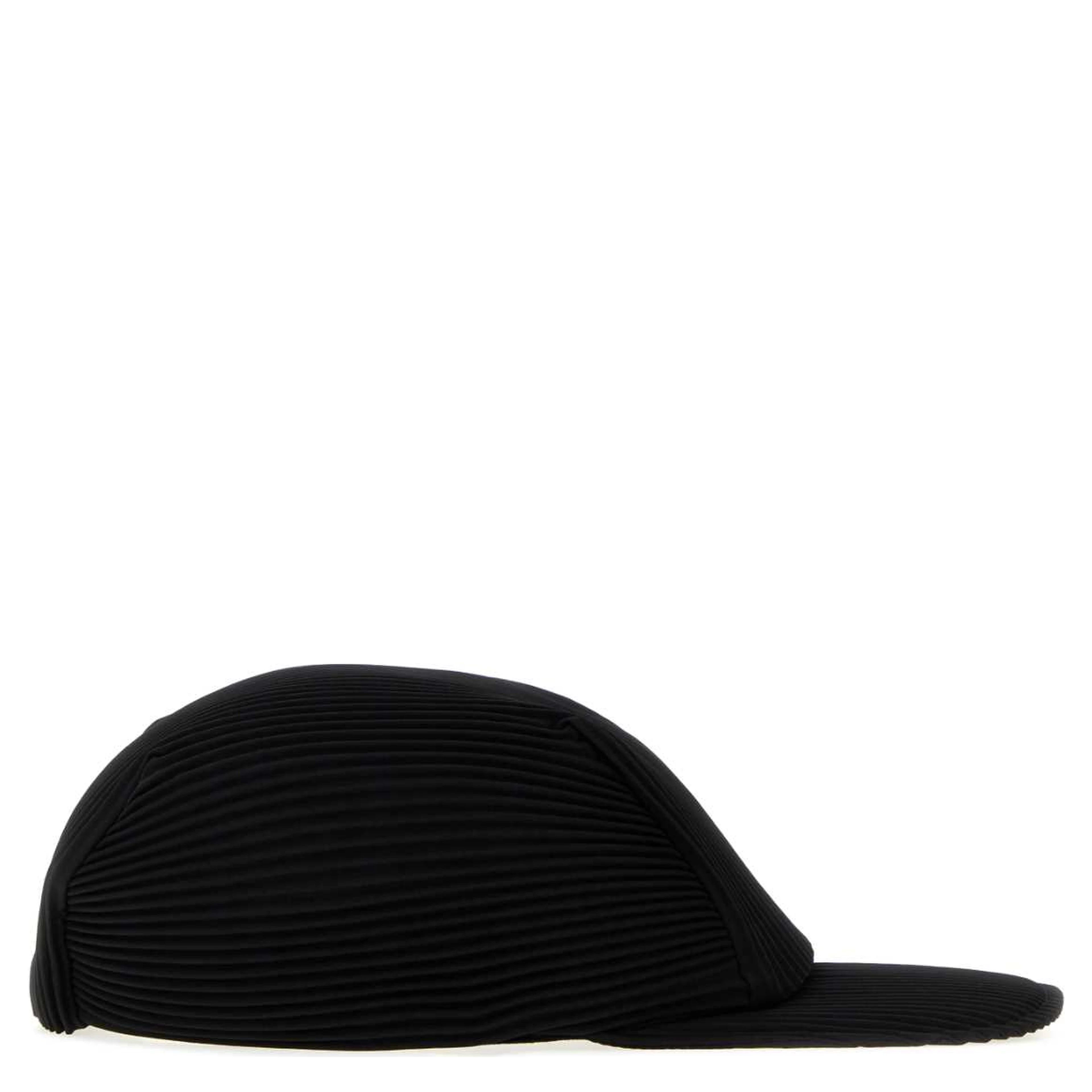 PLEATS CAP