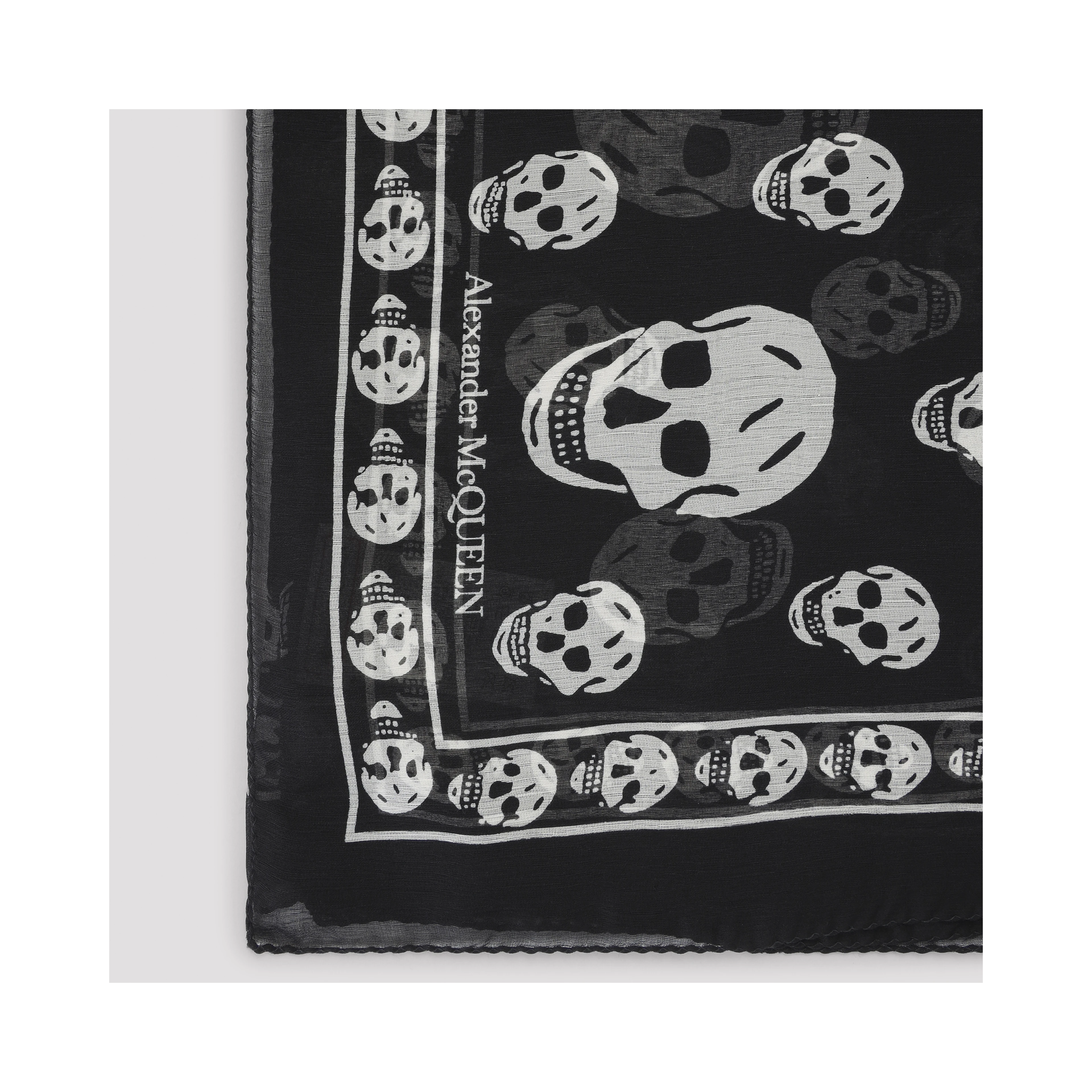 SCARF SKULL 104X120