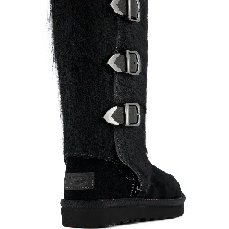أحذية UGG سوداء