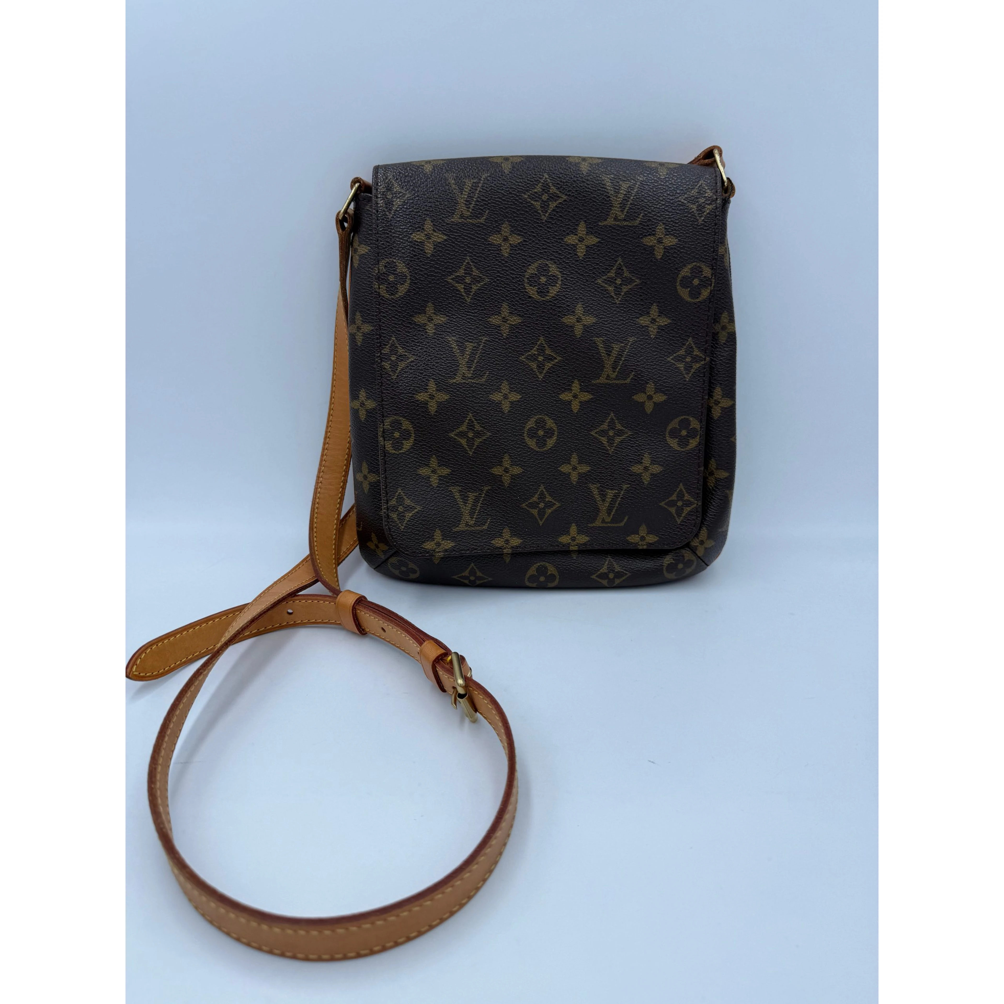 LOUIS VUITTON MUSETTE Monogram Handbag