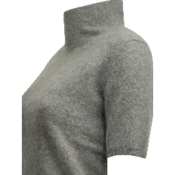كنزة صوفية برقبة عالية