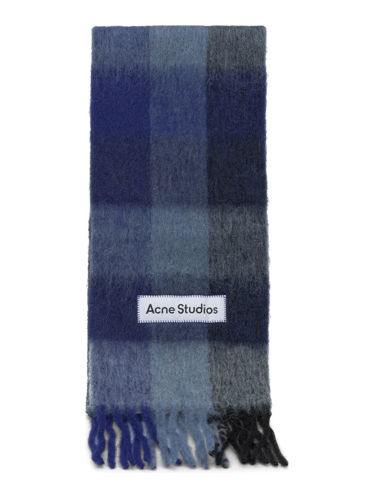 Scarves & Silk scarves