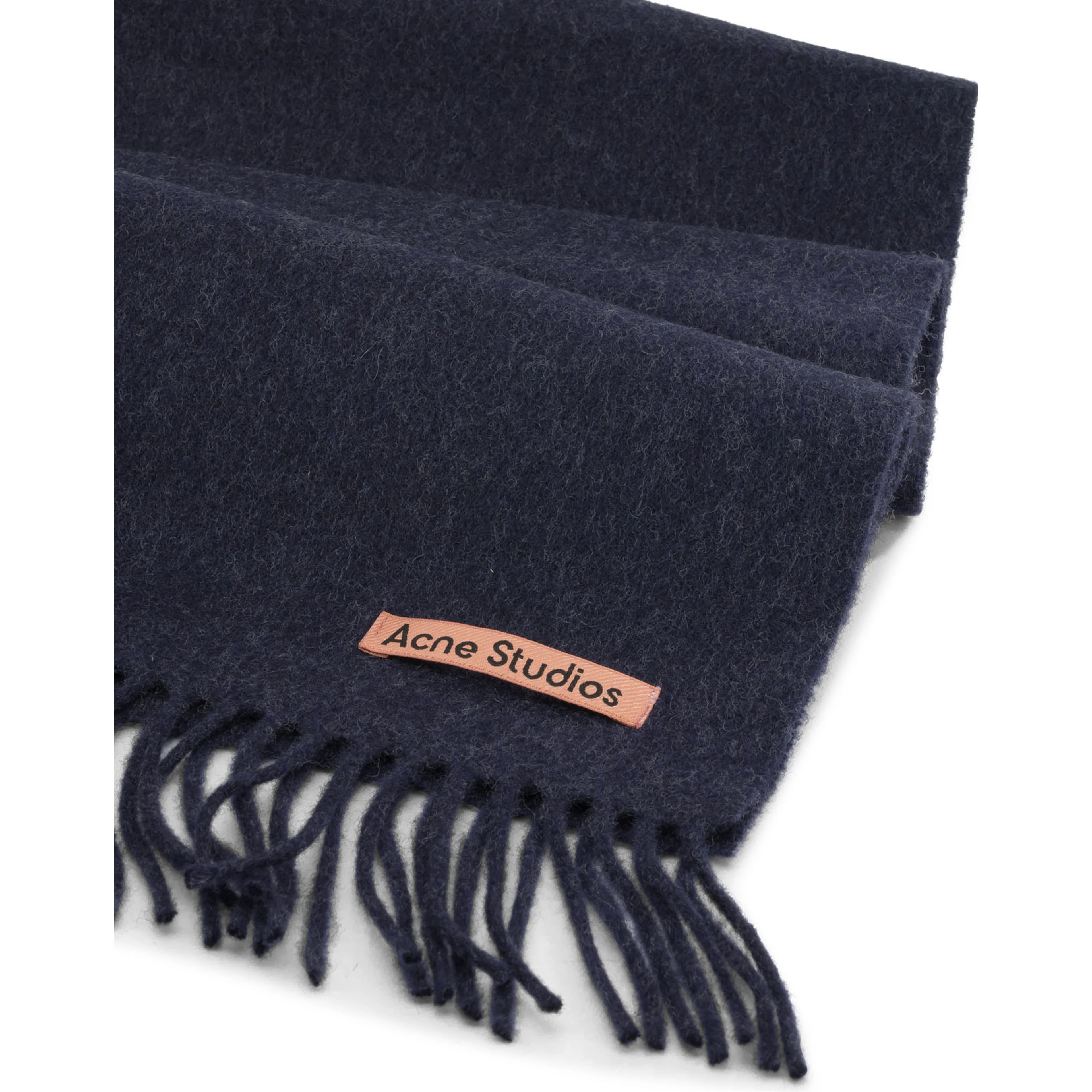 Scarves & Silk scarves