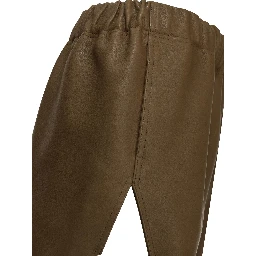 Leather shorts with an elastic waistband