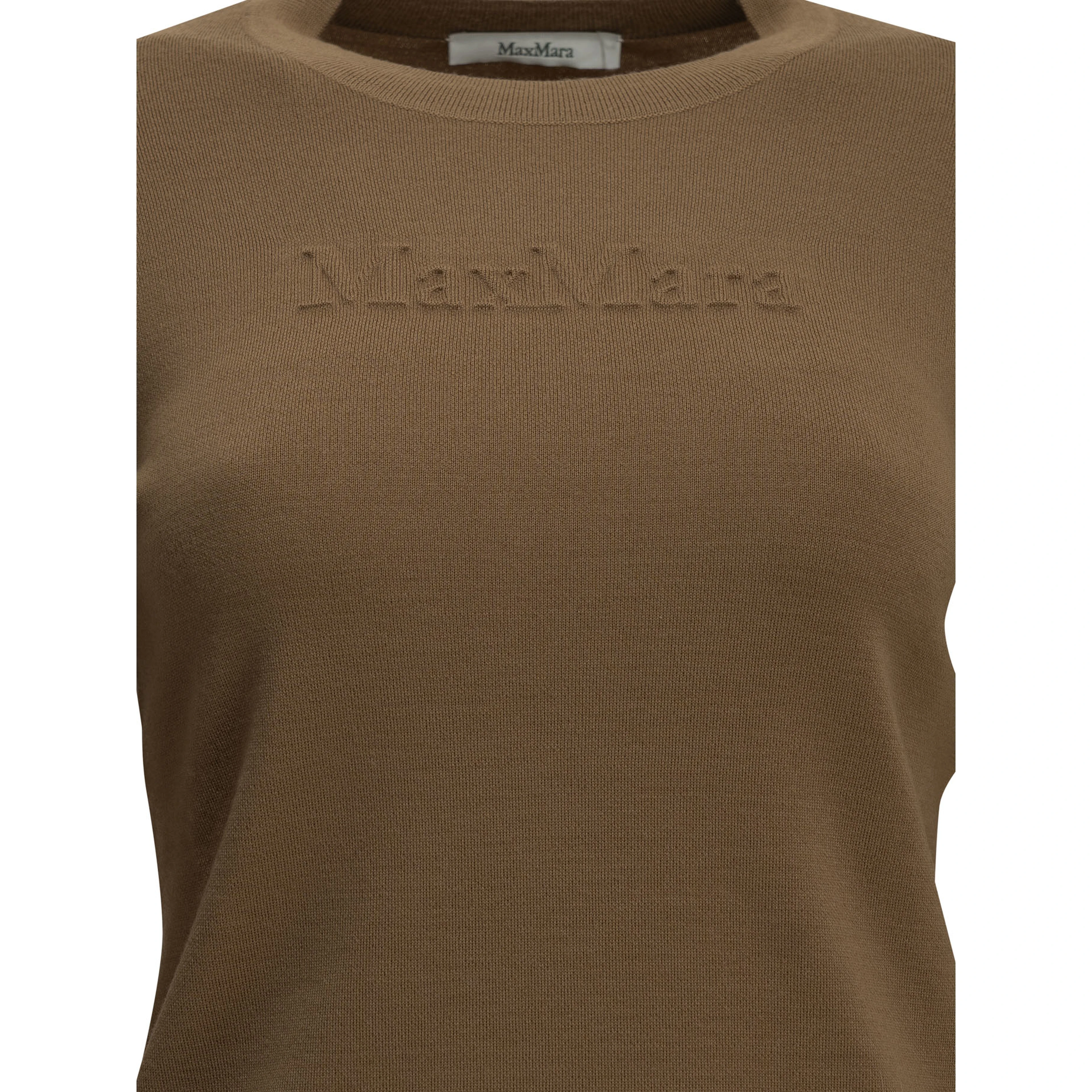Round-neck T-shirt made of virgin wool