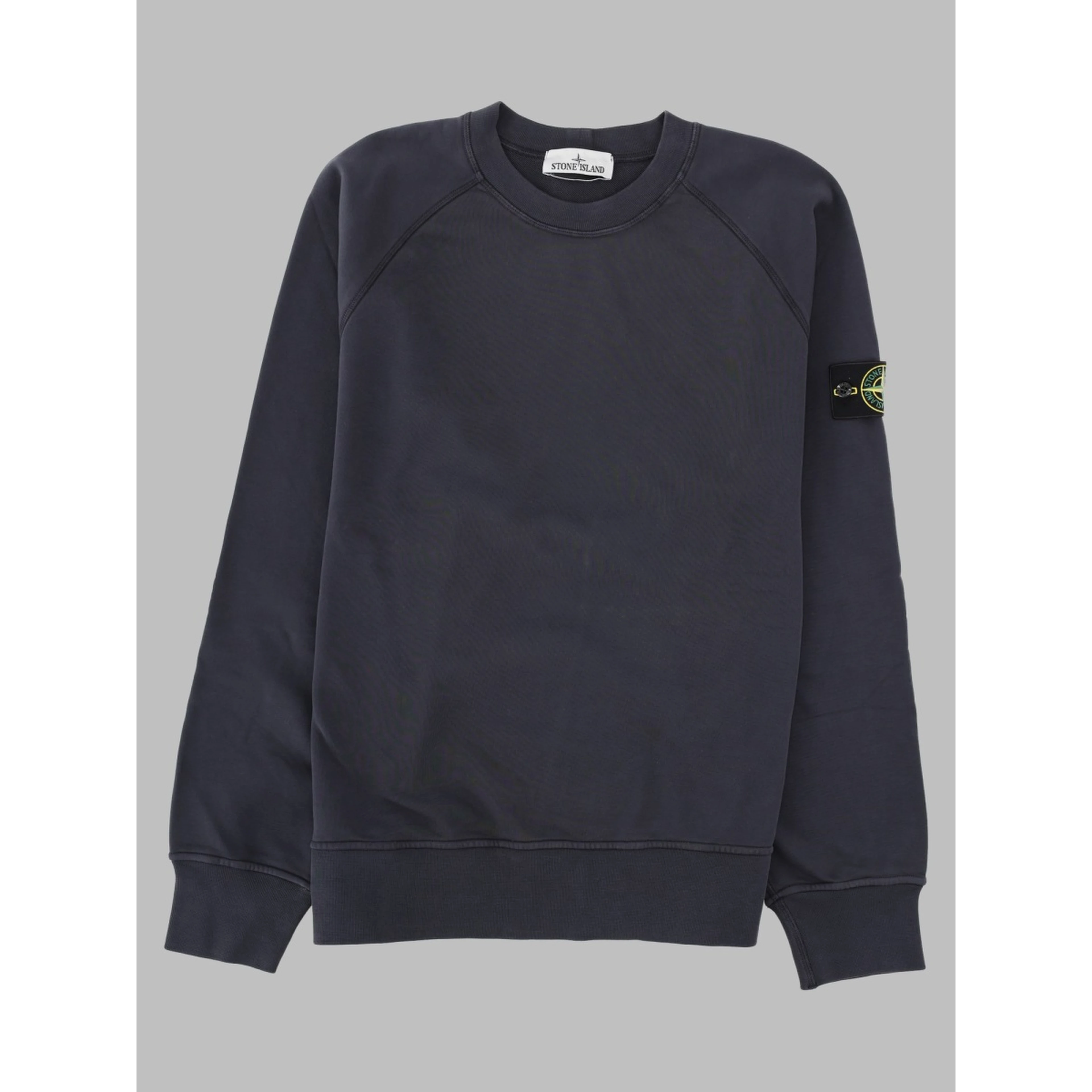 FELPA CON PATCH LOGO