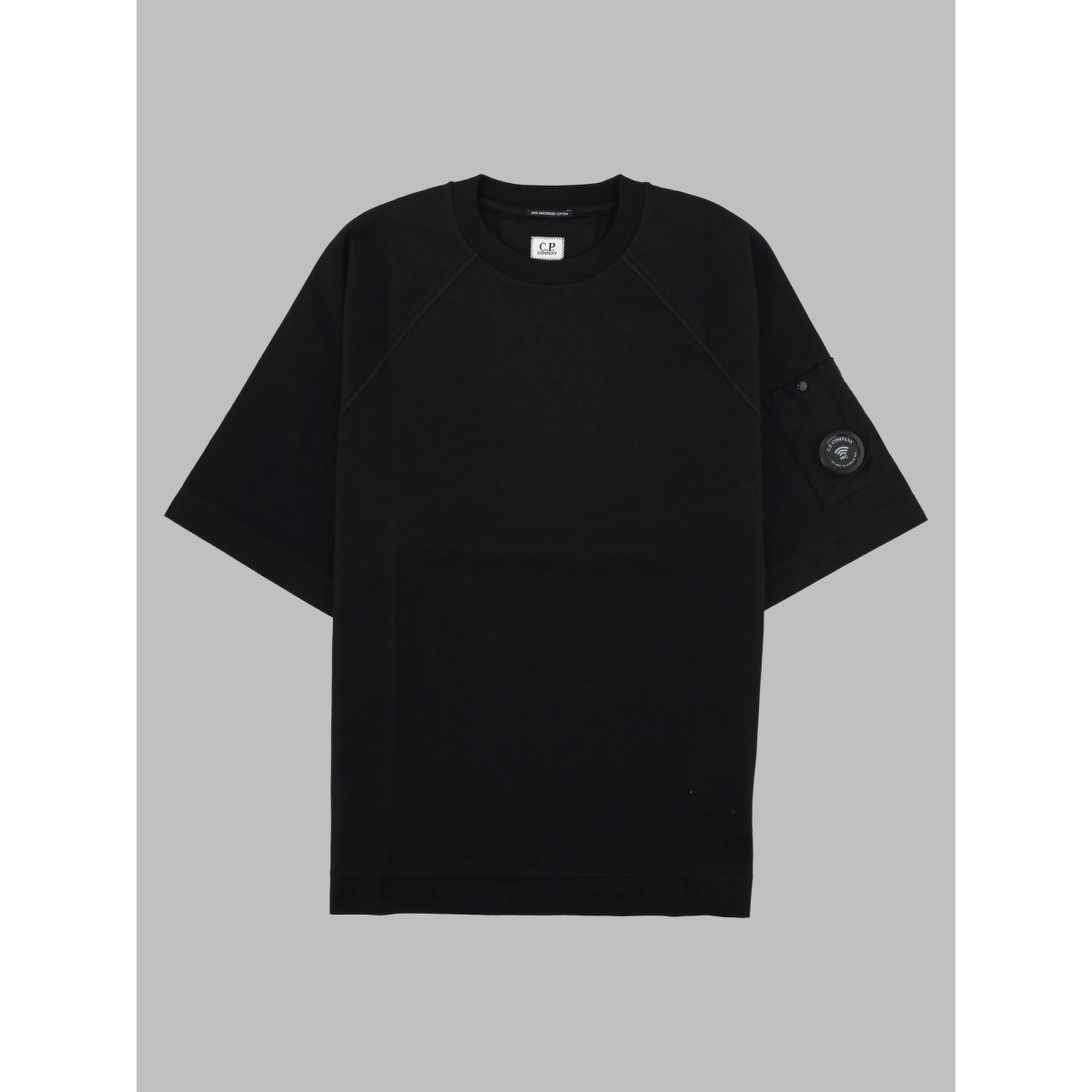 T-Shirt Con Patch Logo