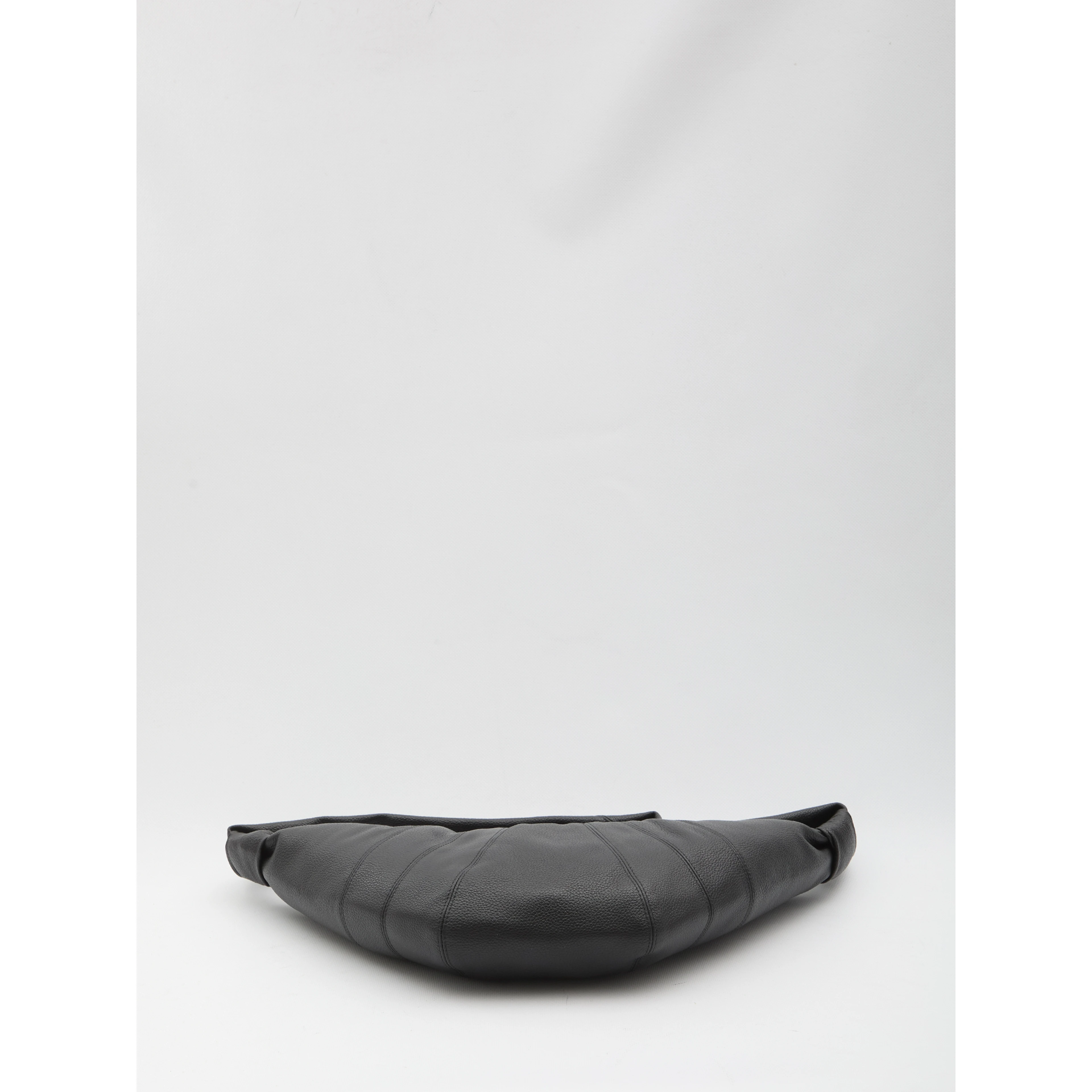 Croissant black bag medium