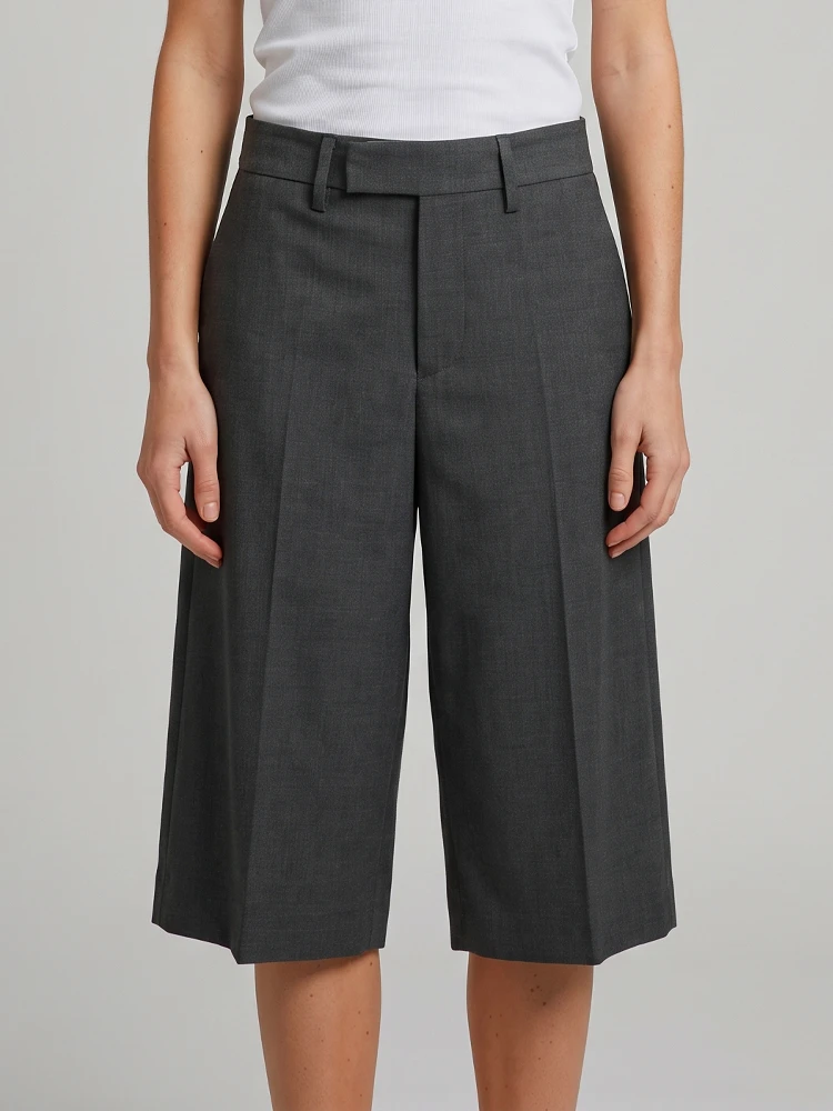 Anthracite stretch canvas bermuda shorts