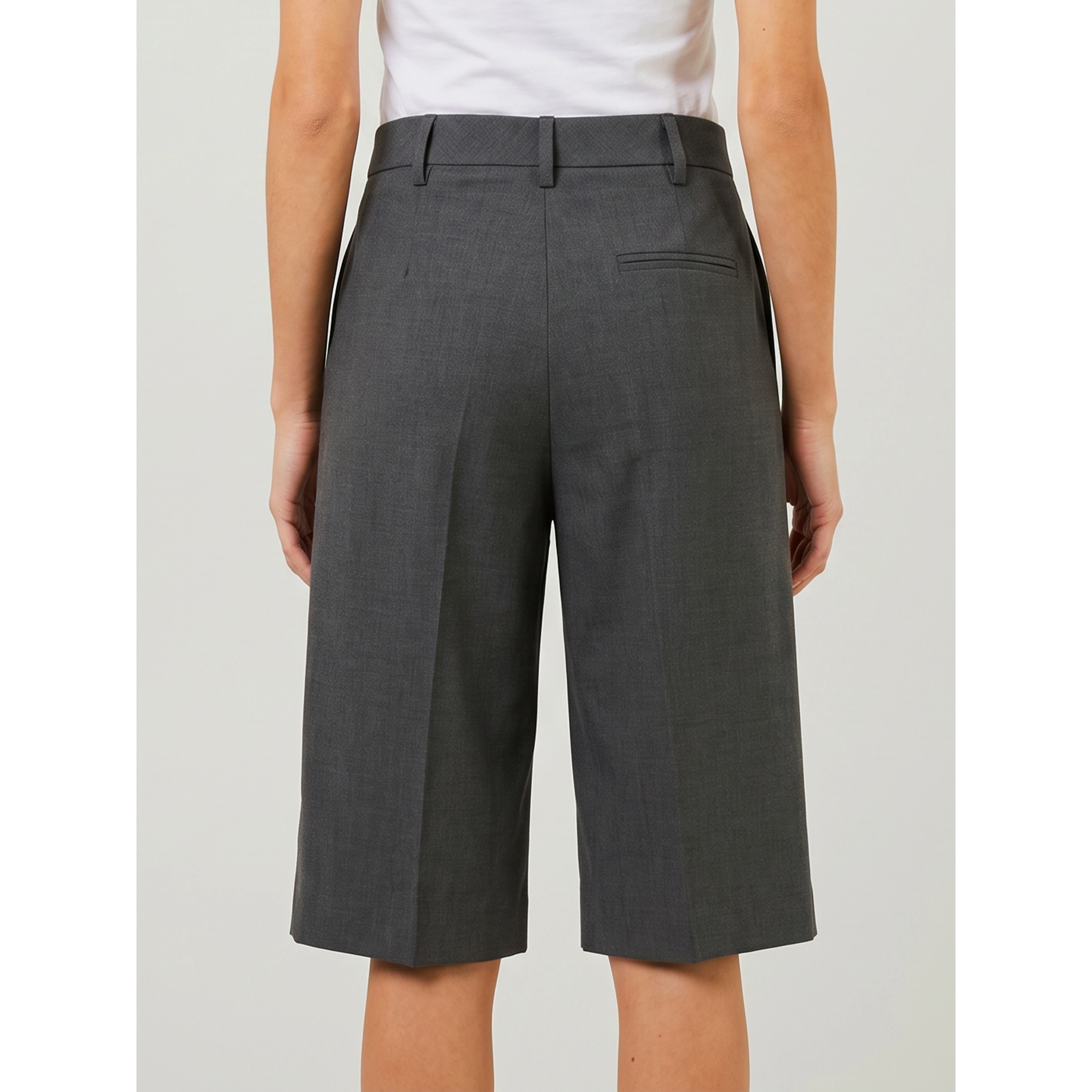 Anthracite stretch canvas bermuda shorts