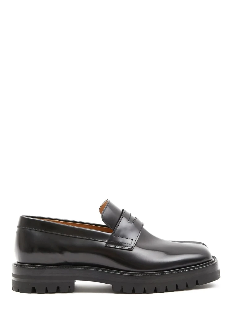 MAISON MARGIELA Flat shoes