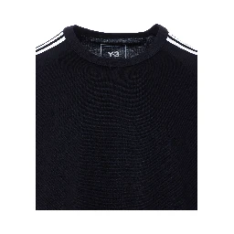 تيشيرتات وبولو سوداء من Y-3