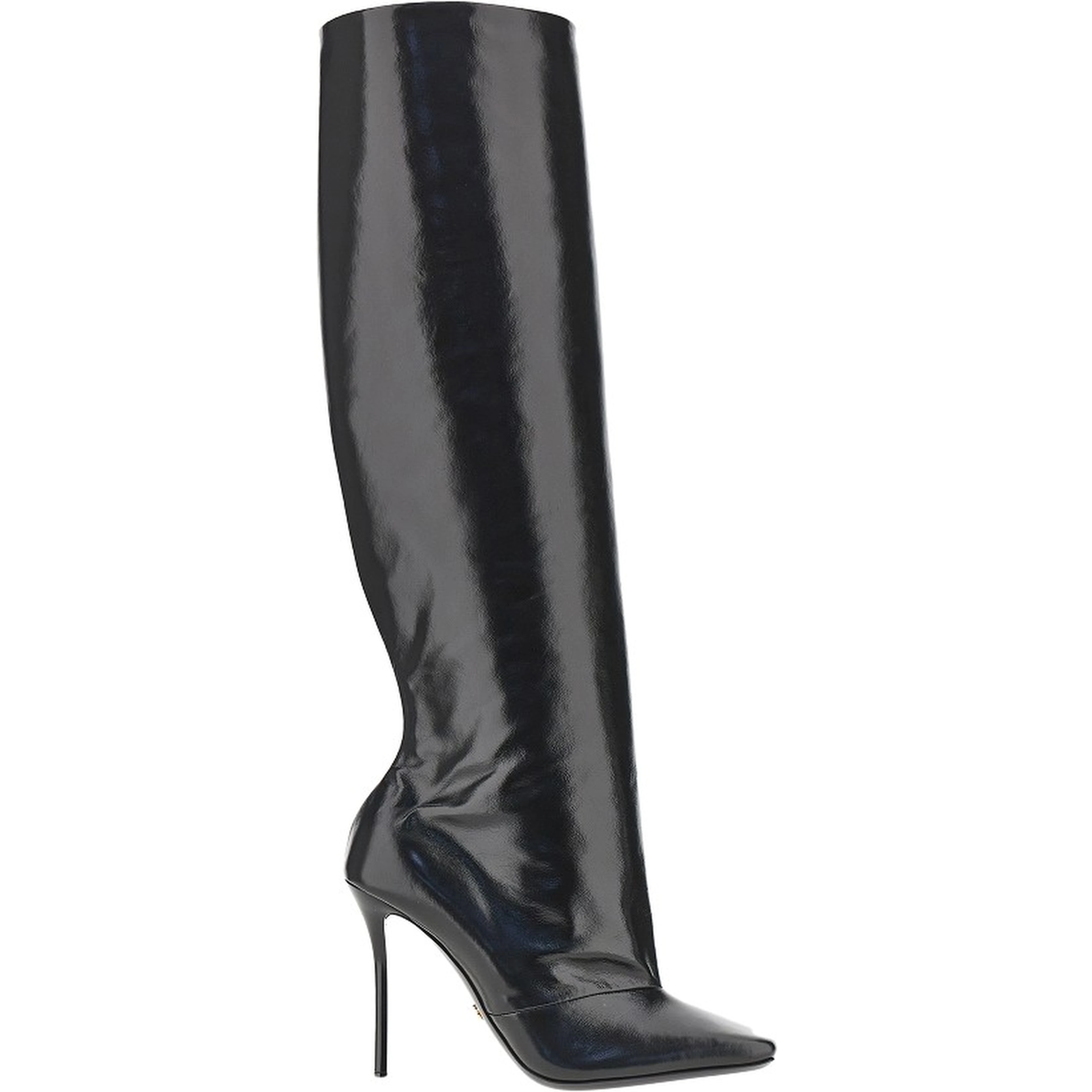 Squared-toe leather boots