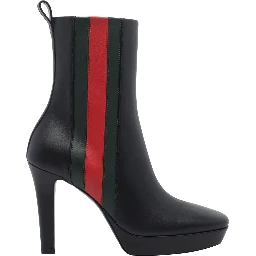 GUCCI Flat shoes Black