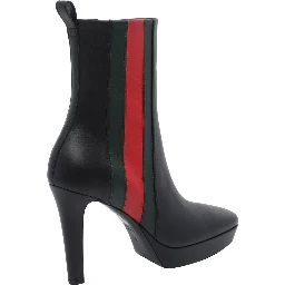 GUCCI Flat shoes Black