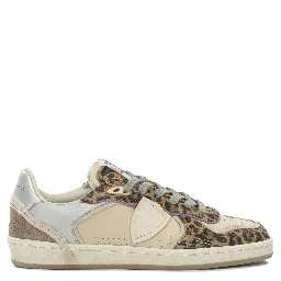 Sneakers & Slip-On
