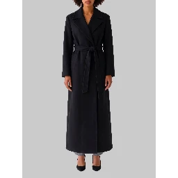 Wool coat with a belt in virgin wool