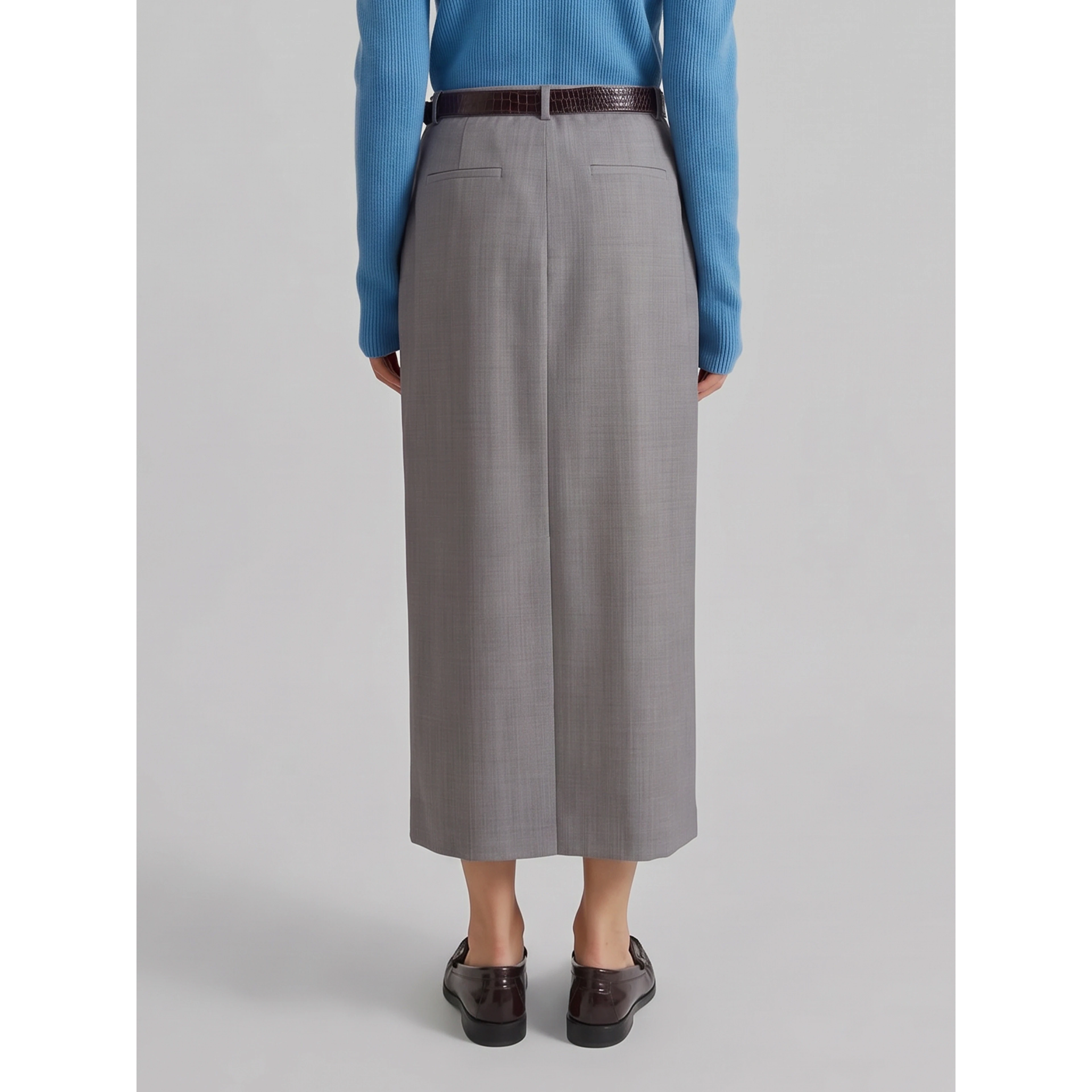 Maybelle pencil skirt with front slit in taupe