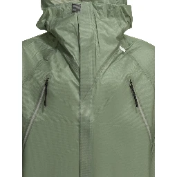 "0 3L" raincoat