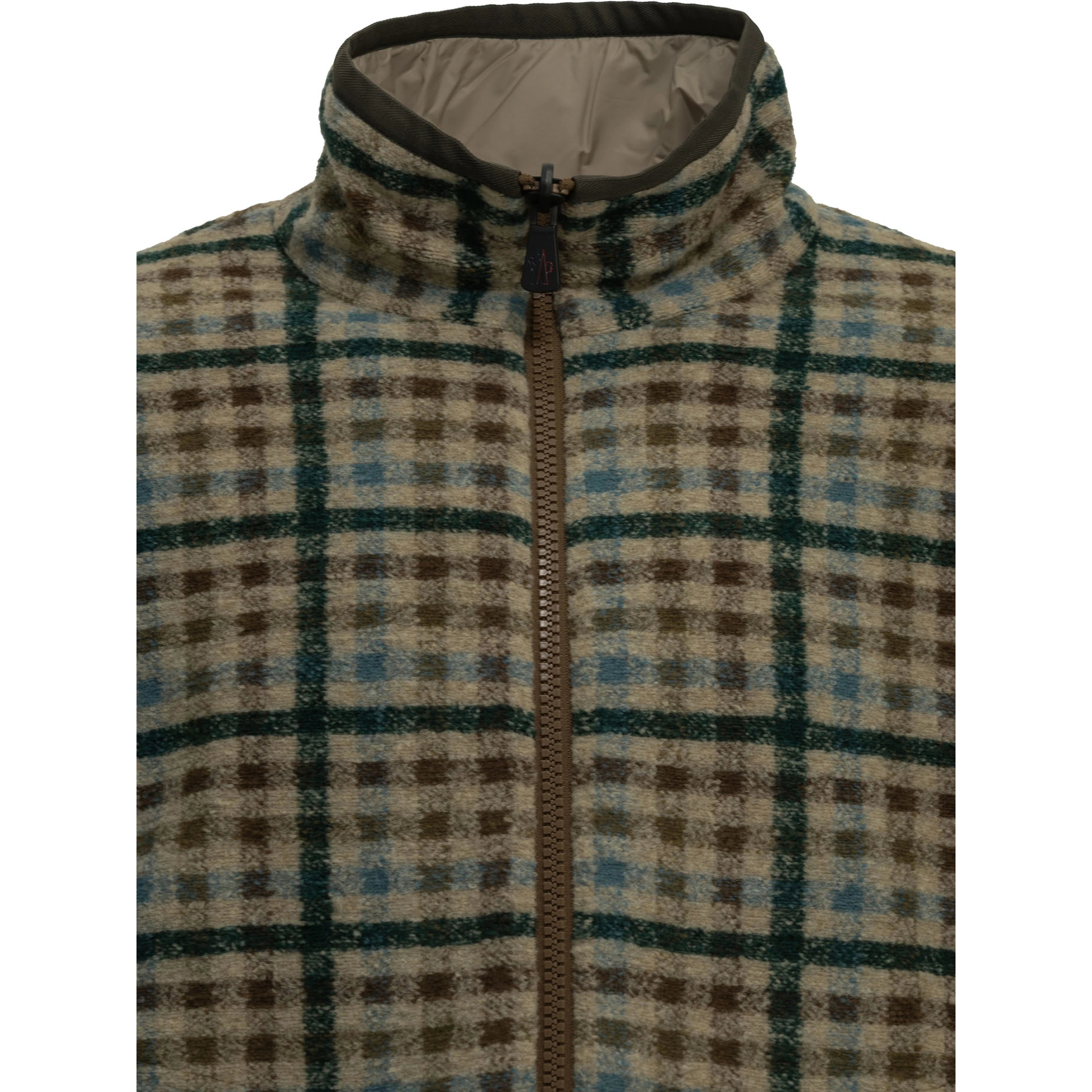 Reversible fleece jacket