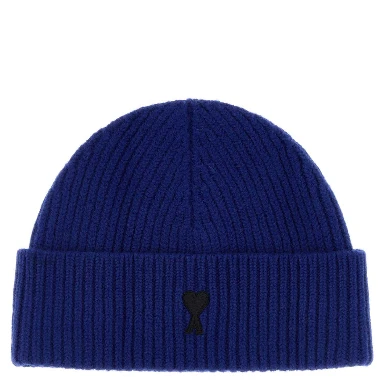 QUOTA-BEANIEWITHCONTRASTEDAMIDECOEUR