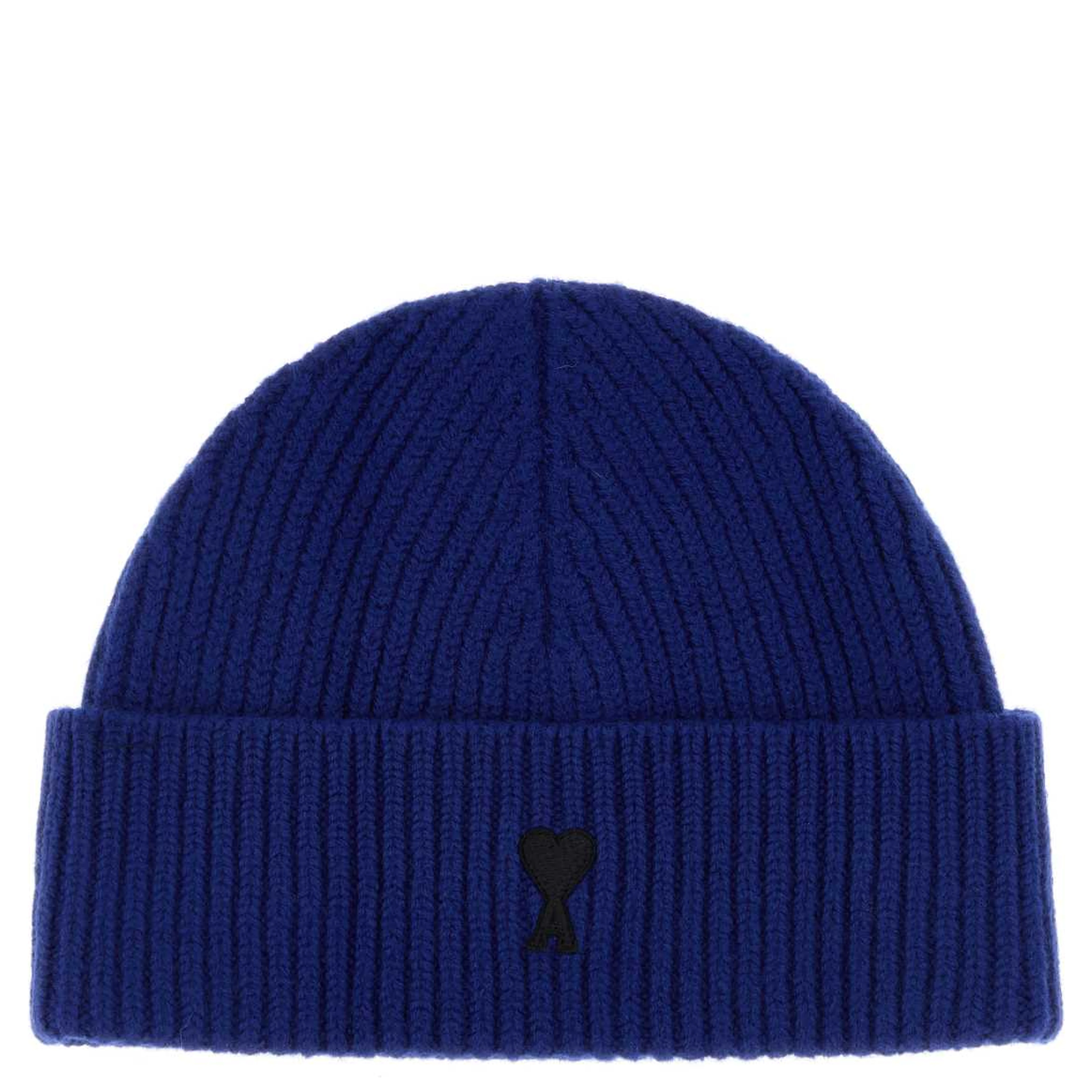QUOTA-BEANIEWITHCONTRASTEDAMIDECOEUR