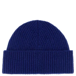 QUOTA-BEANIEWITHCONTRASTEDAMIDECOEUR