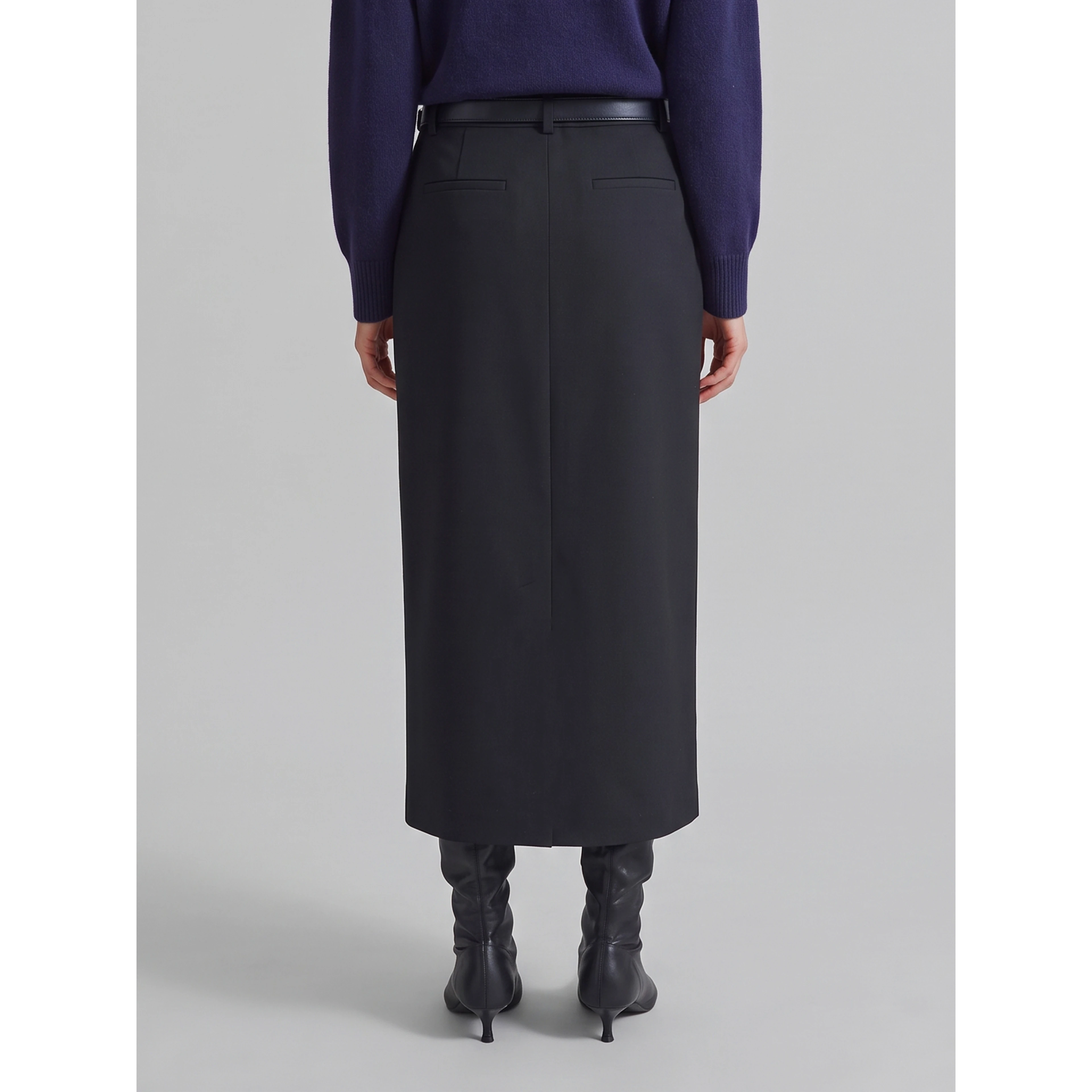 Maybelle black pencil skirt with front slit