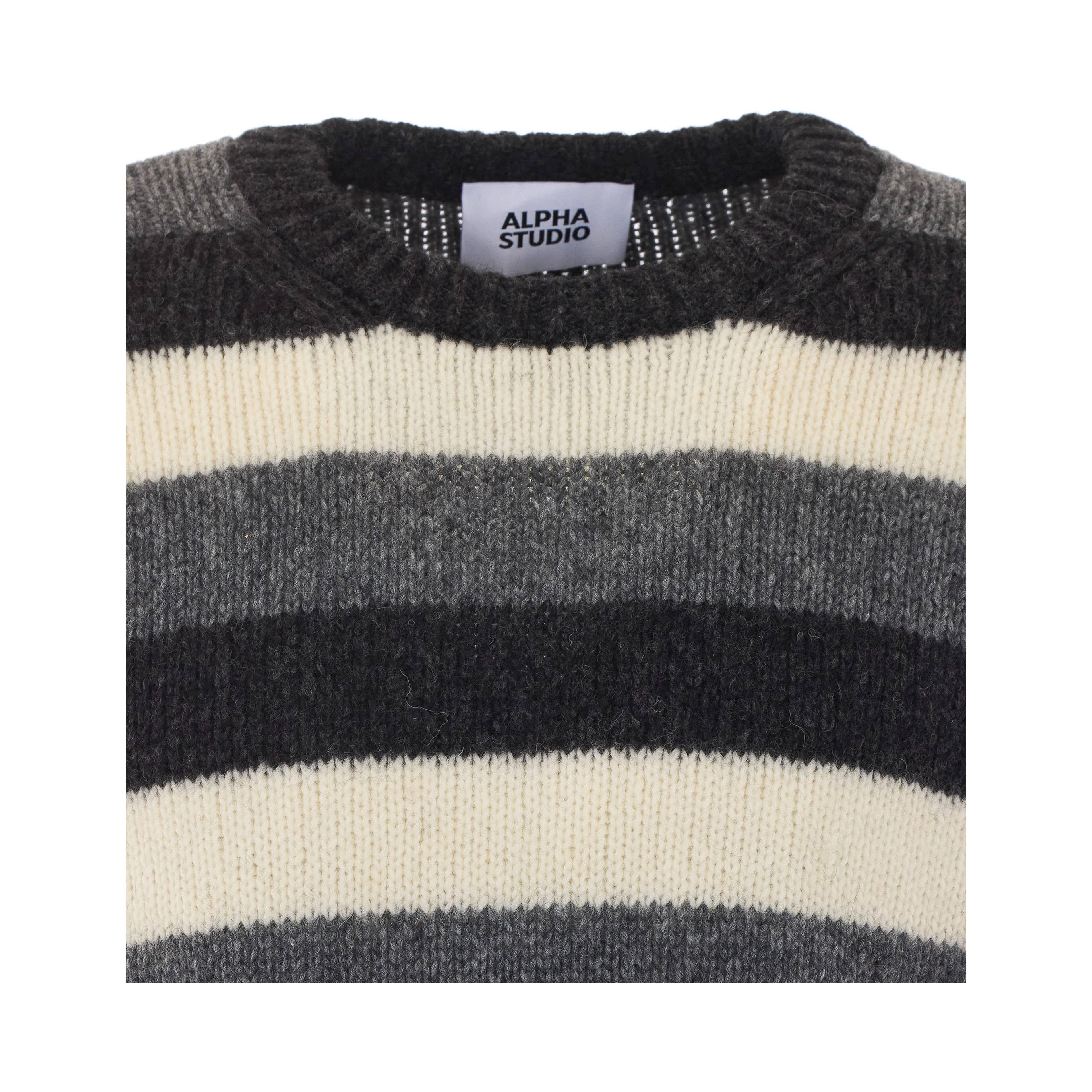 Alpha studio Sweaters
