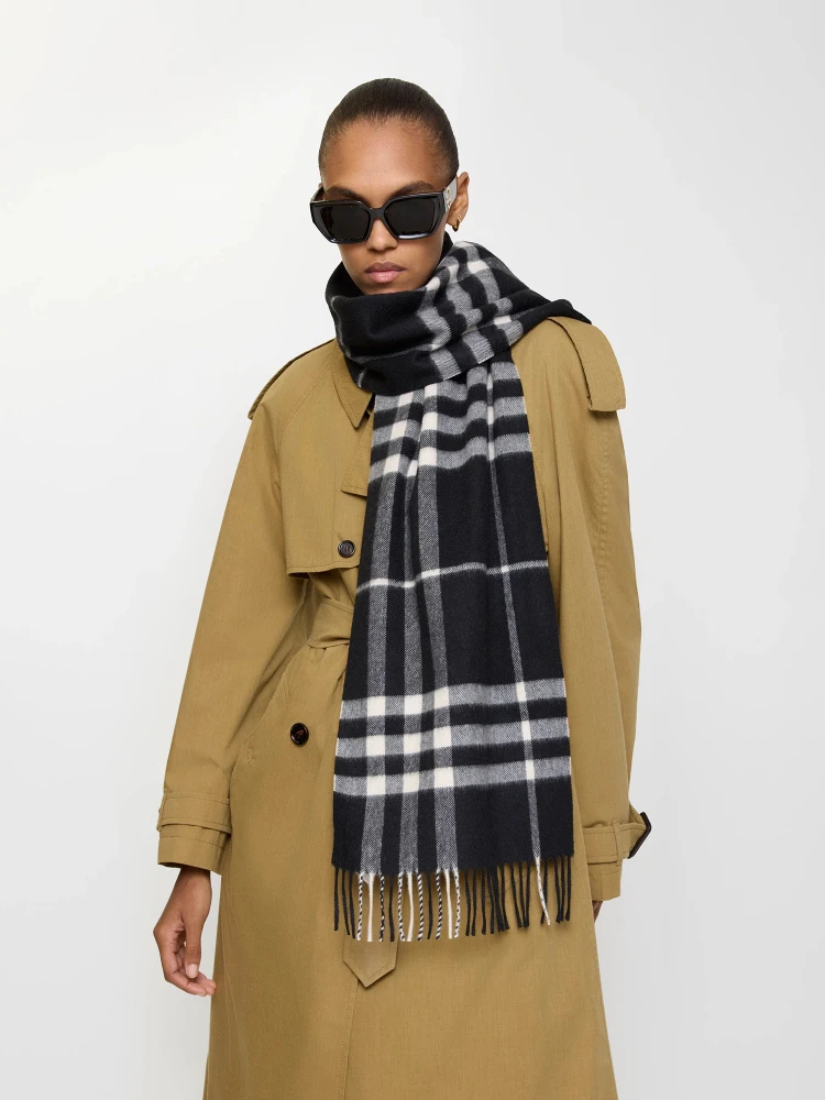 BURBERRY scarf alternative