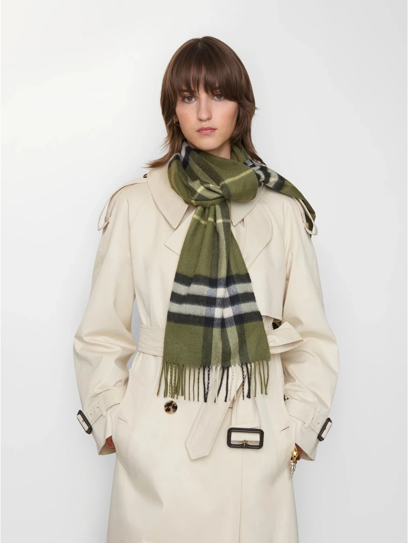 BURBERRY scarf