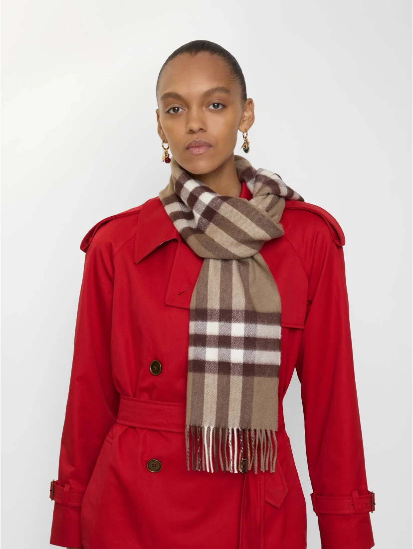 BURBERRY scarf