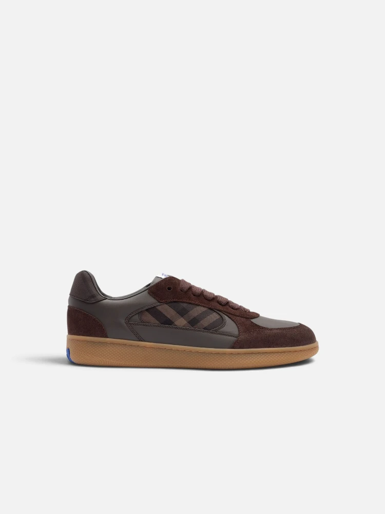 BURBERRY sneakers