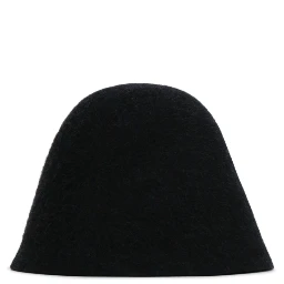 LE CHAPEAU CLOCHE
