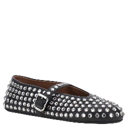 Ballet flats with leather sole and almond toe in black, women