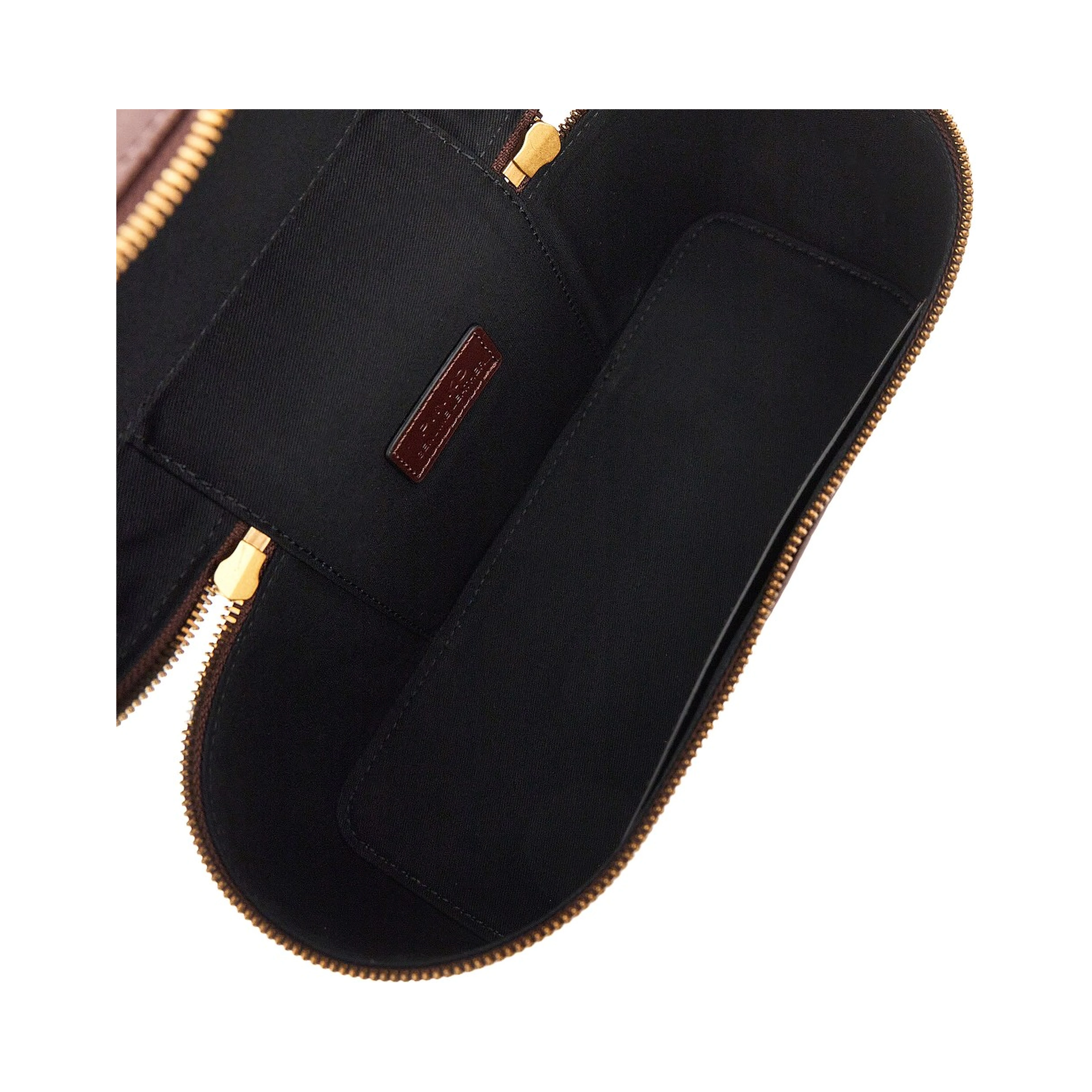 Shiny leather vanity case