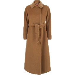 Beige coat with notched revers and long sleeves in Tech Fabric. Color beige. Woman.