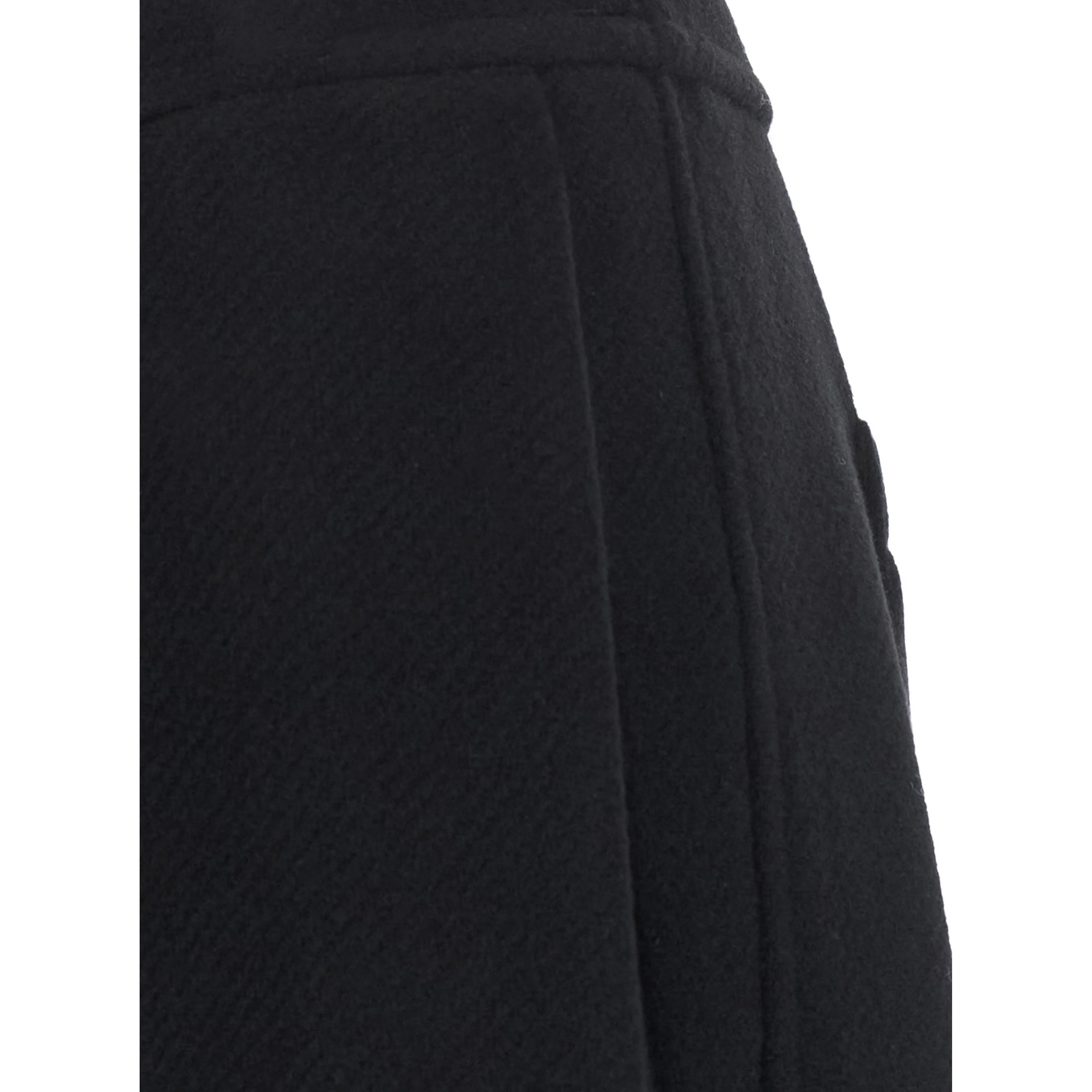 Pants with 100% Polyester and Black color for men